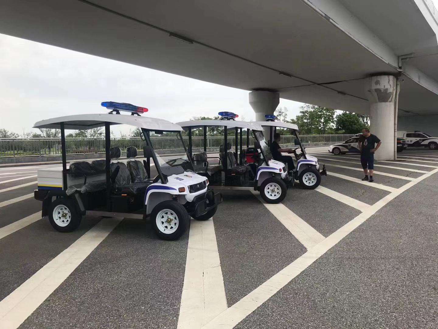 南昌機場交付電動巡邏車