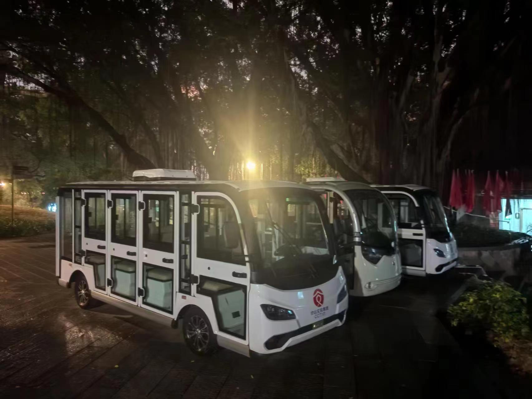 福州煙臺(tái)山公園11座封閉電動(dòng)觀(guān)光車(chē)交付