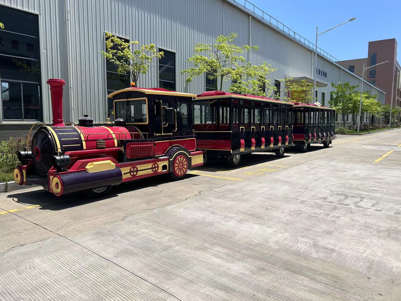 72座無(wú)軌觀(guān)光列車(chē)TZLS-72